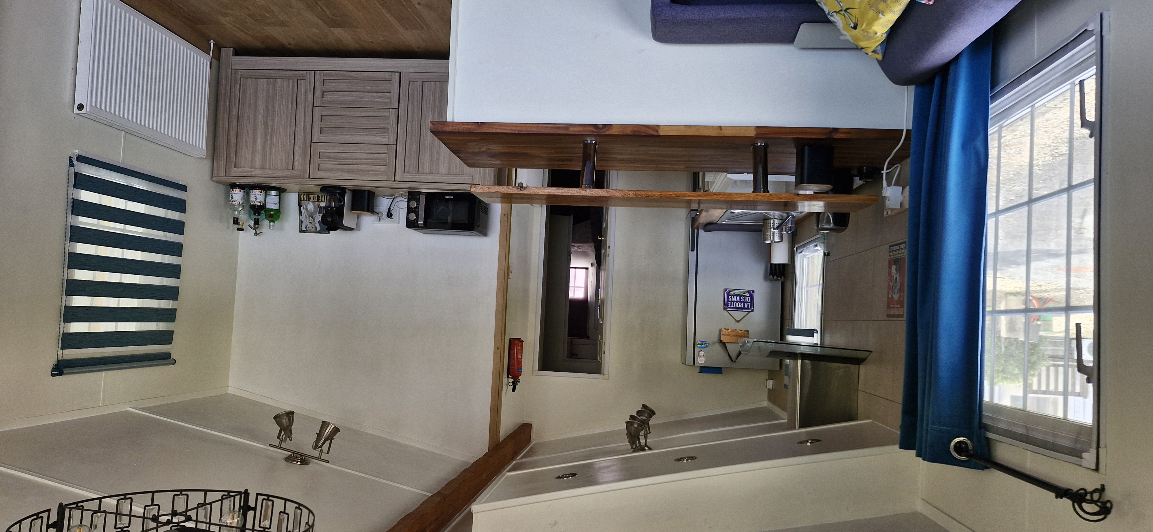 17 Kitchen 2